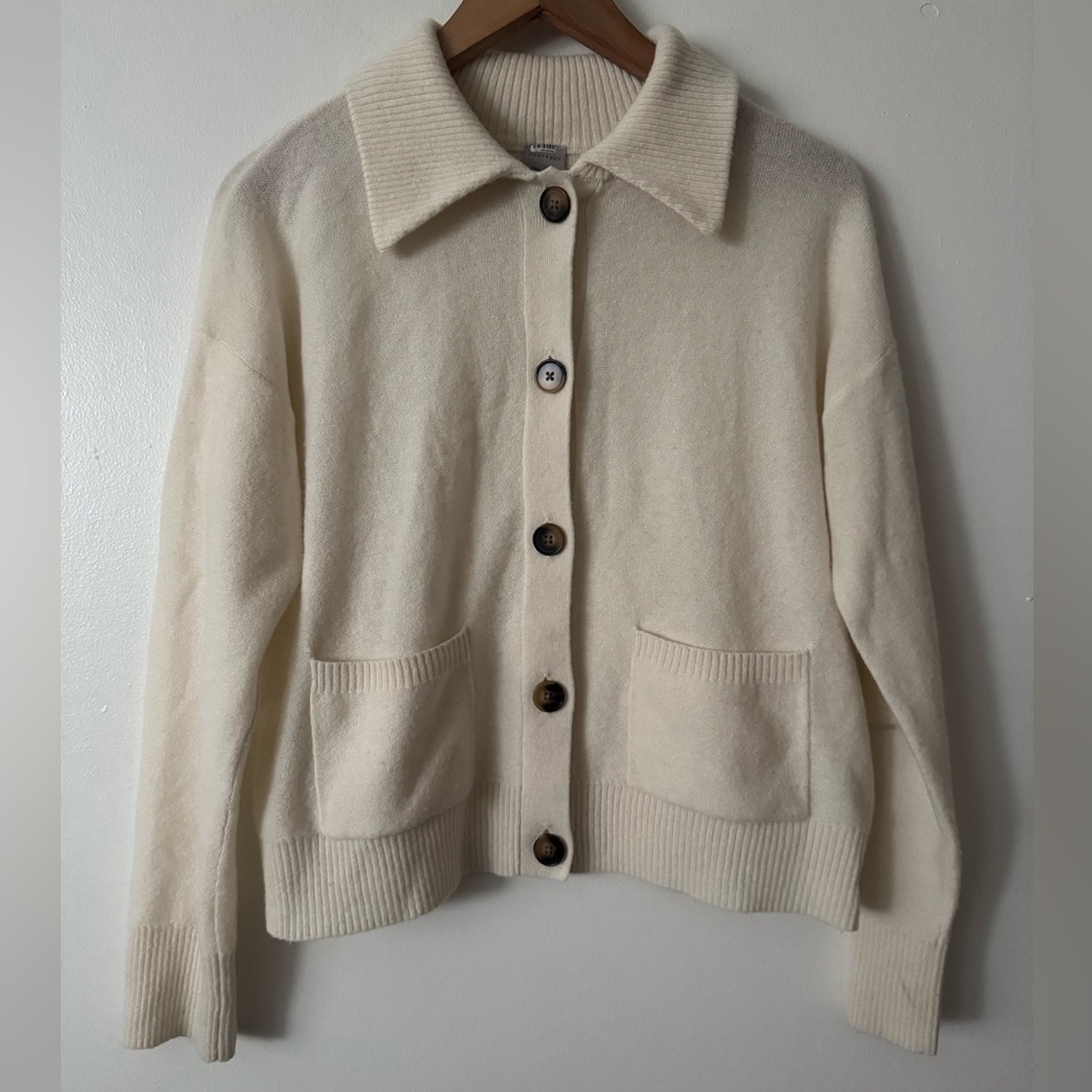 Anthropologie M Nuveaux 100% Cashmere Cream Button-Up Cardigan Sweater